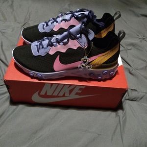 Nike React Element 55